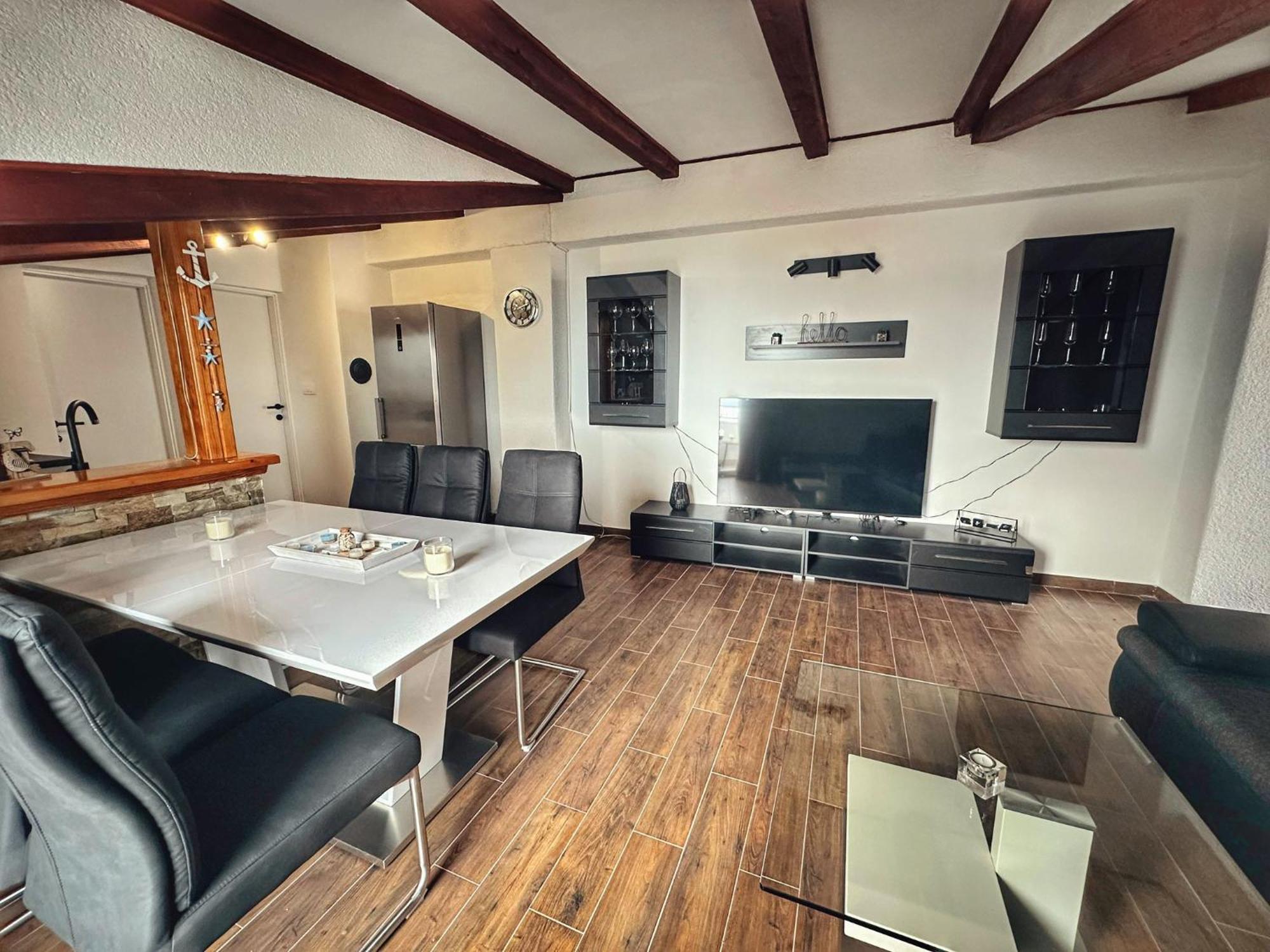 Knezevic Apartments ซริกเวนิซา ภายนอก รูปภาพ