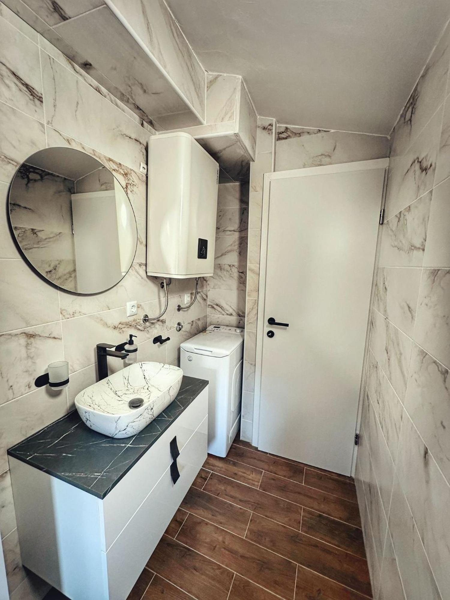 Knezevic Apartments ซริกเวนิซา ภายนอก รูปภาพ